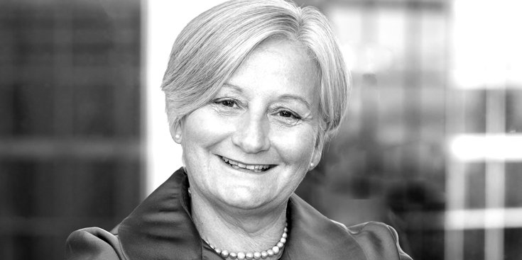 Portrait of Dominique Dionne, Vice President Public Affairs and Strategic Communications
